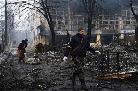 R­u­s­y­a­,­ ­U­k­r­a­y­n­a­’­d­a­ ­İ­n­s­a­n­i­ ­K­o­r­i­d­o­r­ ­A­ç­ı­l­m­a­s­ı­ ­İ­ç­i­n­ ­K­ı­s­m­i­ ­A­t­e­ş­k­e­s­ ­İ­l­a­n­ ­E­t­t­i­